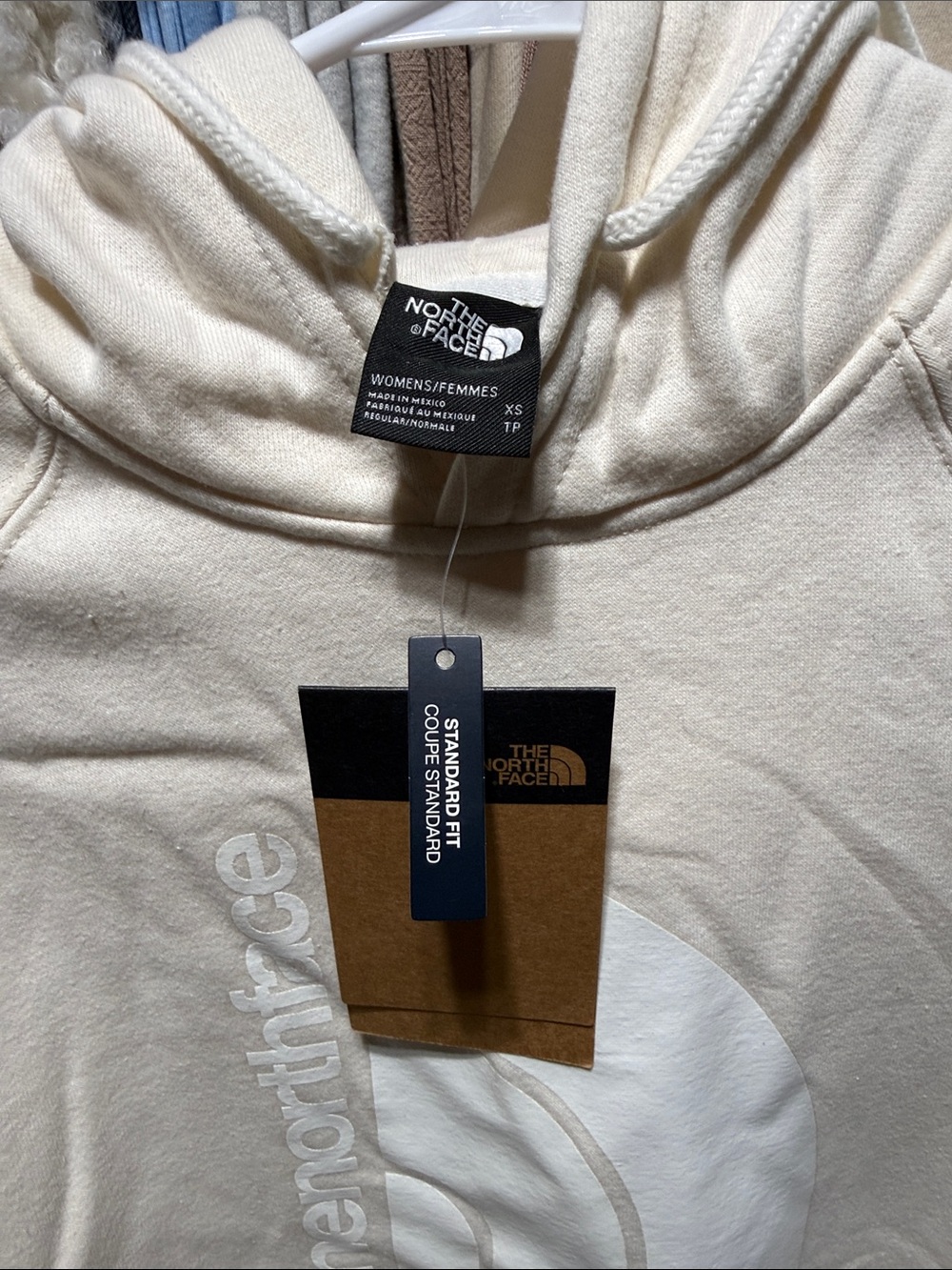 The North Face Women’s Cream Pullover Logo Hoodie - Picture 2 of 3